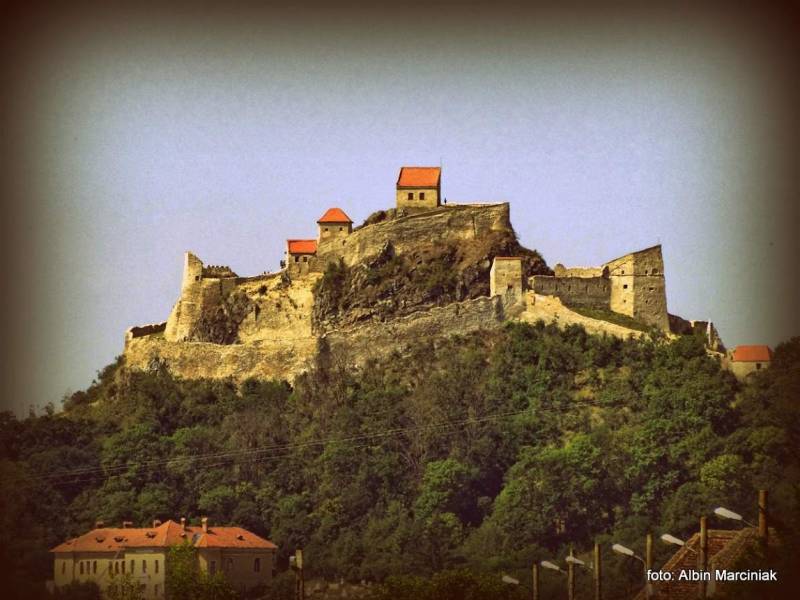 Zamek - Twierdza Rupea w Rumunii